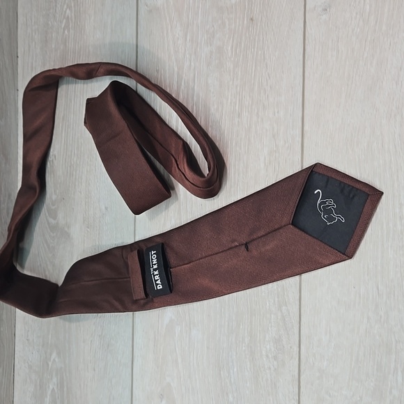 The Dark Knot Mens Elegant Brown Ties - Picture 4 of 4